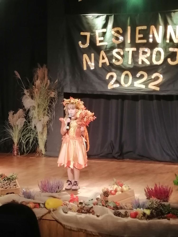 Konkurs wokalno-recytatorski " Jesienne Nastroje"